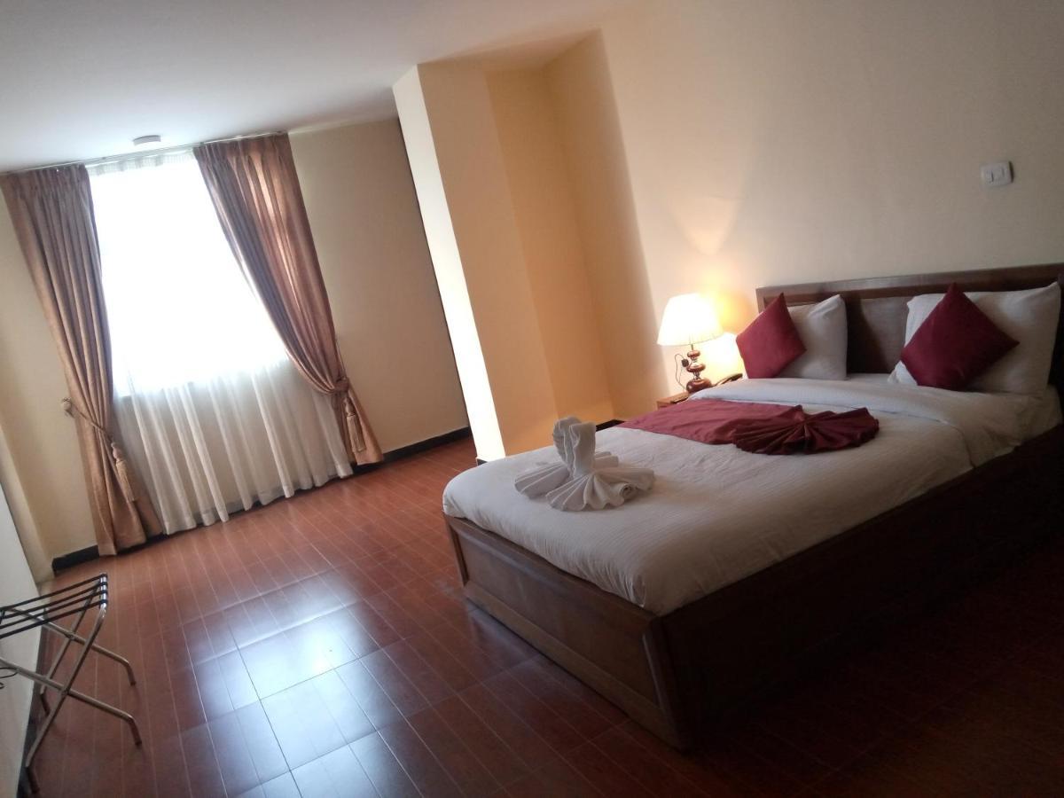 Bruhway Hotel Adis Abeba Exterior foto